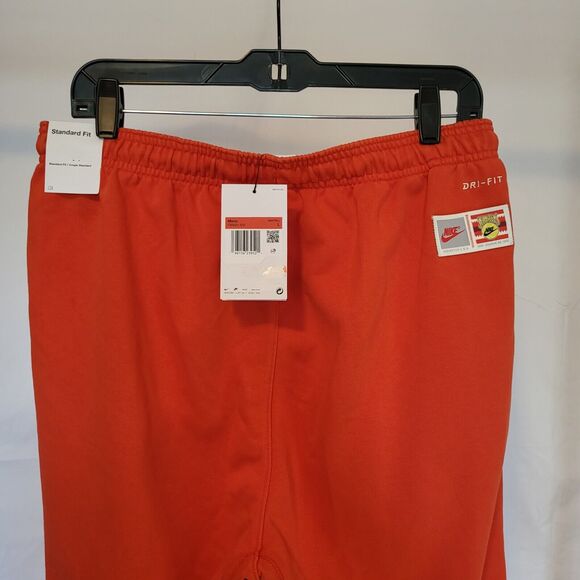 NIKE DRI-FIT STANDARD ISSUE BASKETBALL PANTS FB9031 - Picture 3 of 6